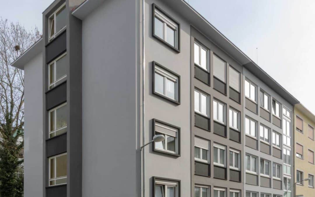 Fassadenanstrich Mehrfamilienhaus