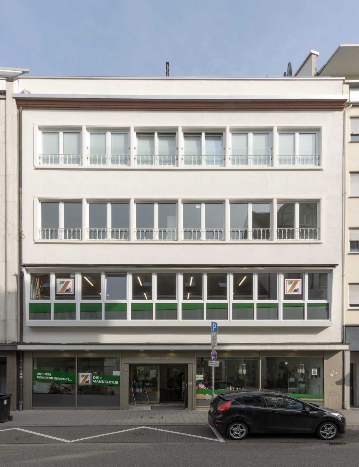 Innen- und Aussenanstriche sowie Verputzarbeiten von Tassilo Beck in der Eisenbahnstraße in Kaiserslautern